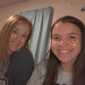 Meet your Posher, Lacey